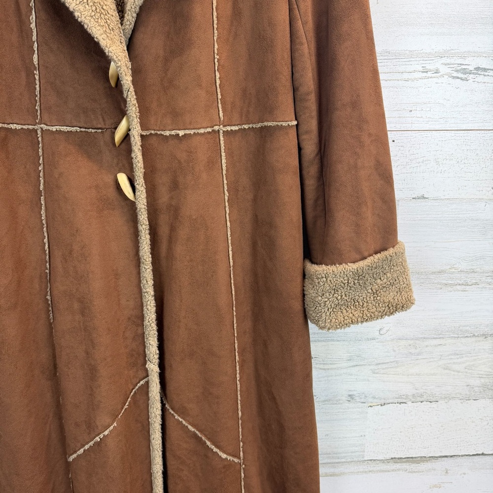 Dana Buchman Shearling Long Coat 10 Boho Rustic Toggle Faux Suede Penny Lane - Picture 11 of 15